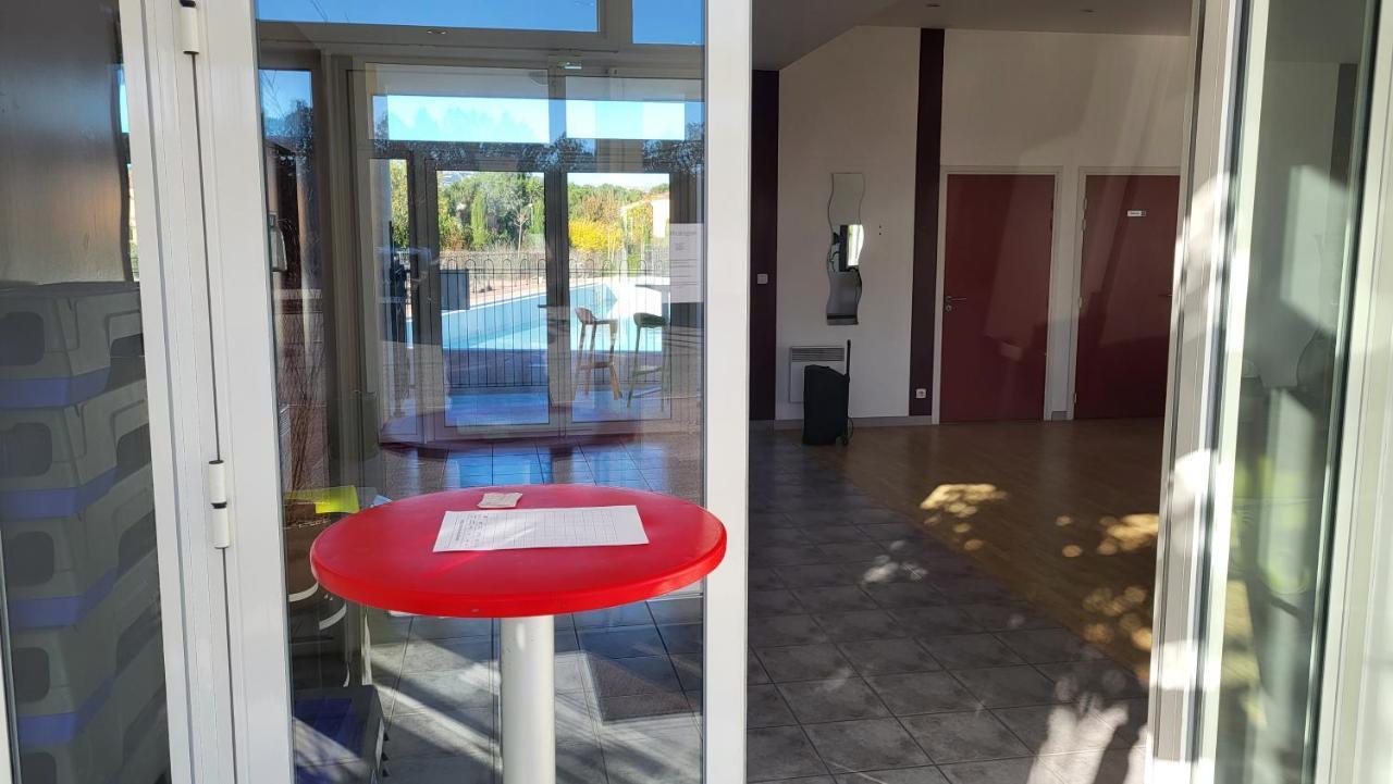 Maison Village Vacances Demeures Du Ventoux Обиньон Екстериор снимка